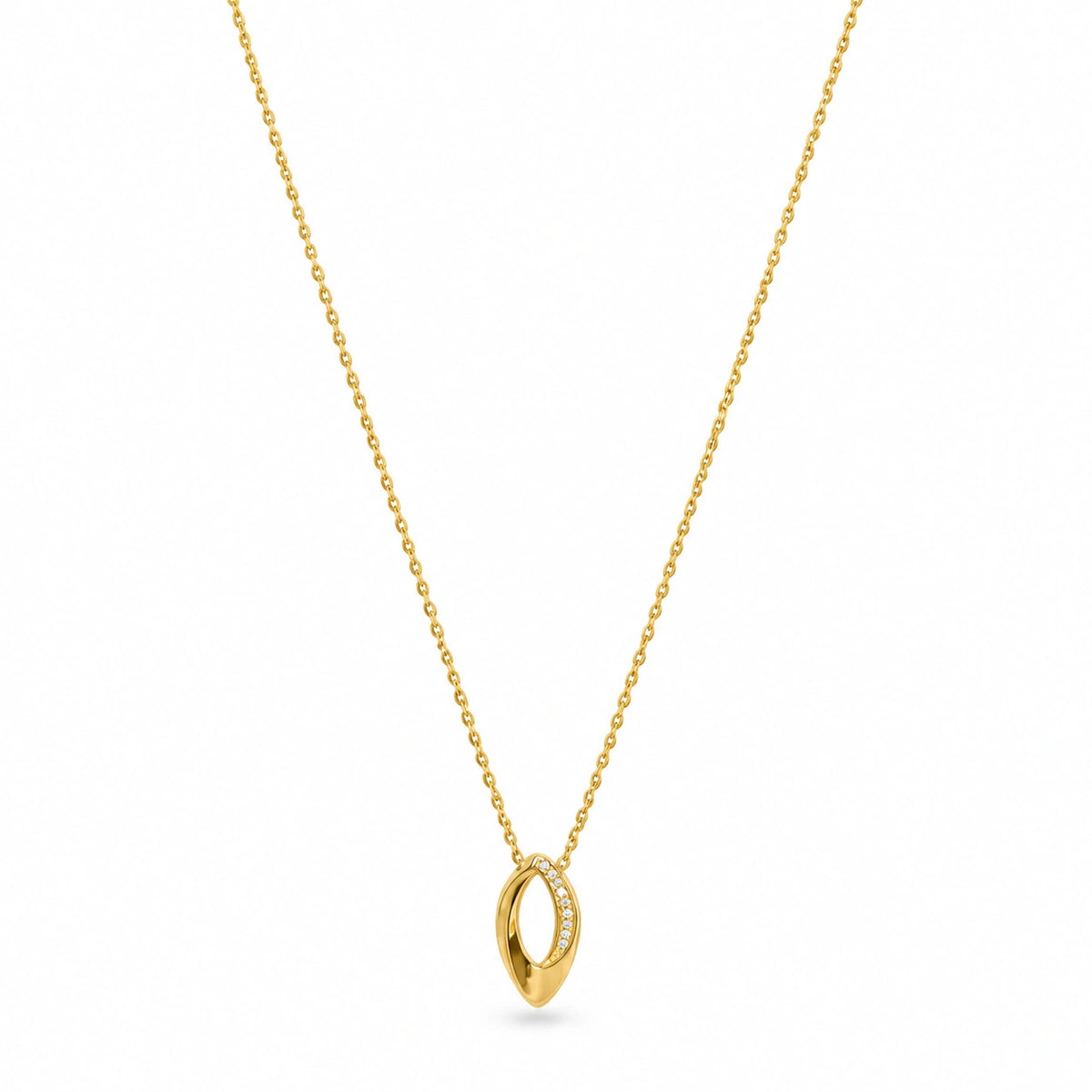 Golden Oval Link Pendant Necklace for Women